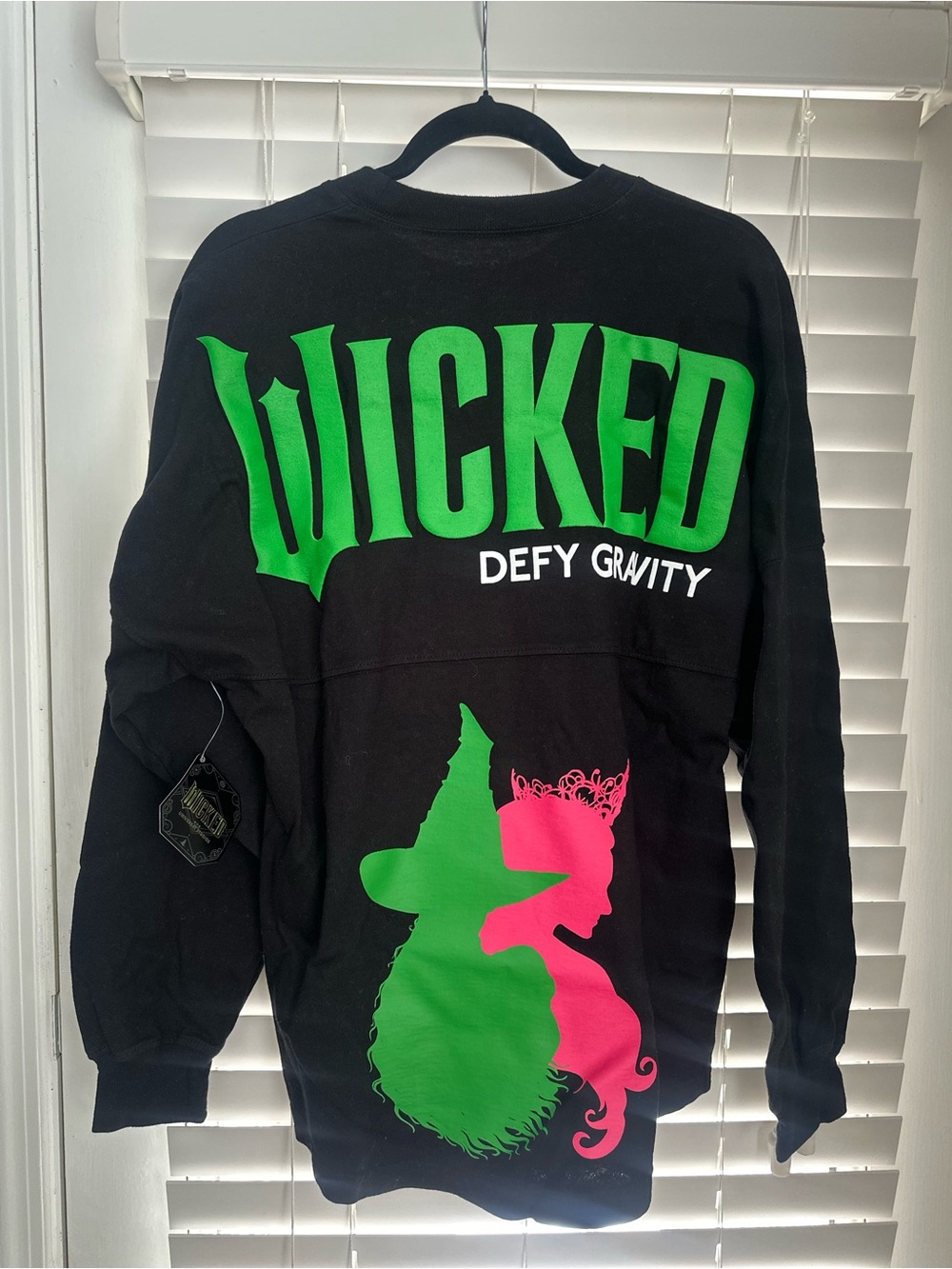 Universal Black Wicked 'Defy Gravity' Crewneck Shirt - Bright Green & Hot Pink